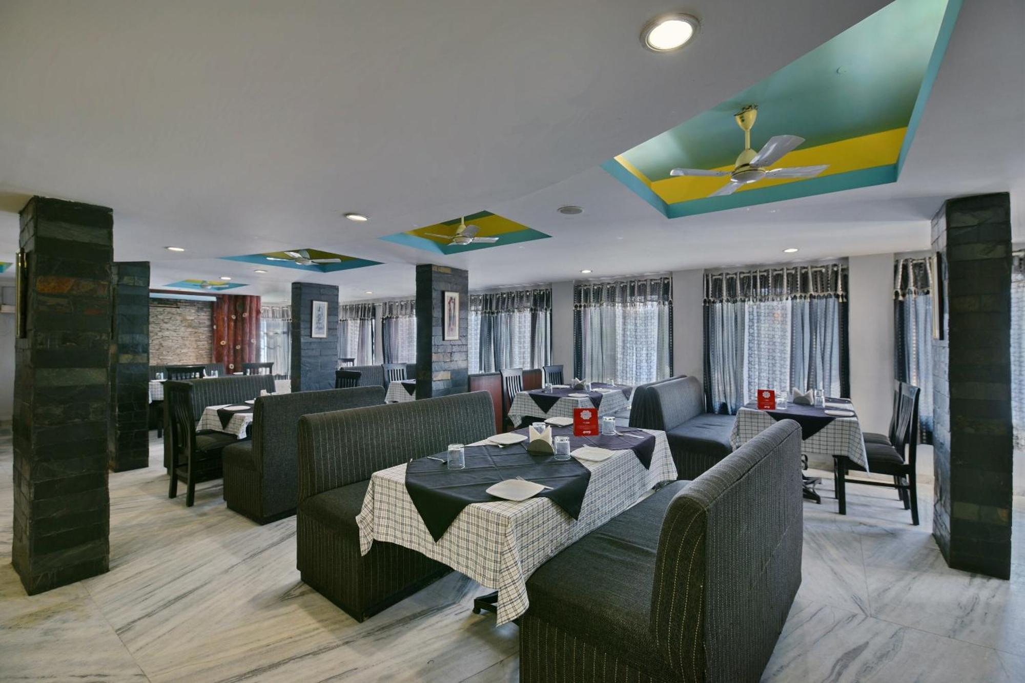 Collection O Diamond And Residences Индор Екстериор снимка